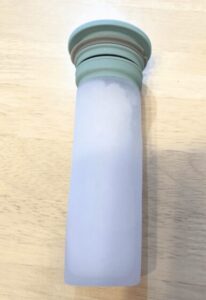 一晩凍らせたピーコックの氷嚢